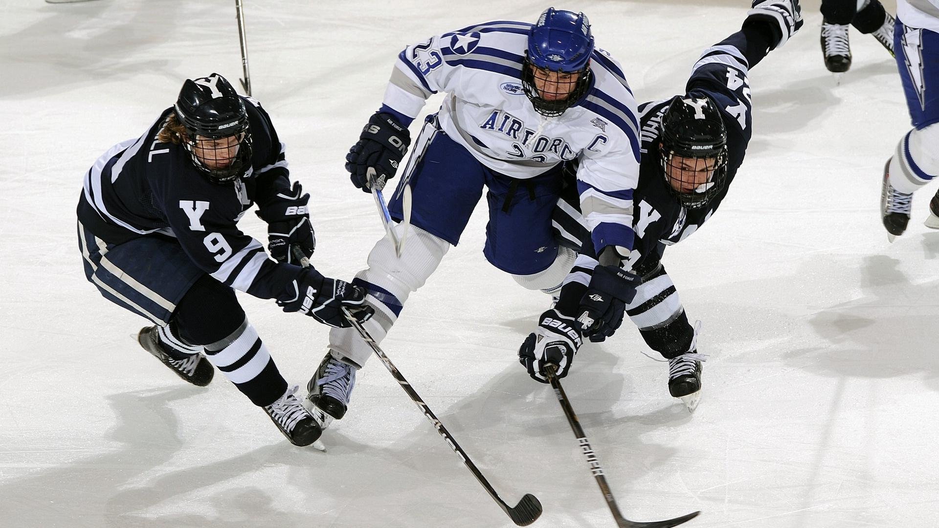 从被嘲“草台班子”到燃爆鸟巢，KPL九年逆袭堪比爽文